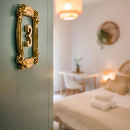 La Casa De Flores Guest house