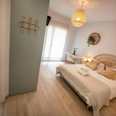 La Casa De Flores 3* Toro