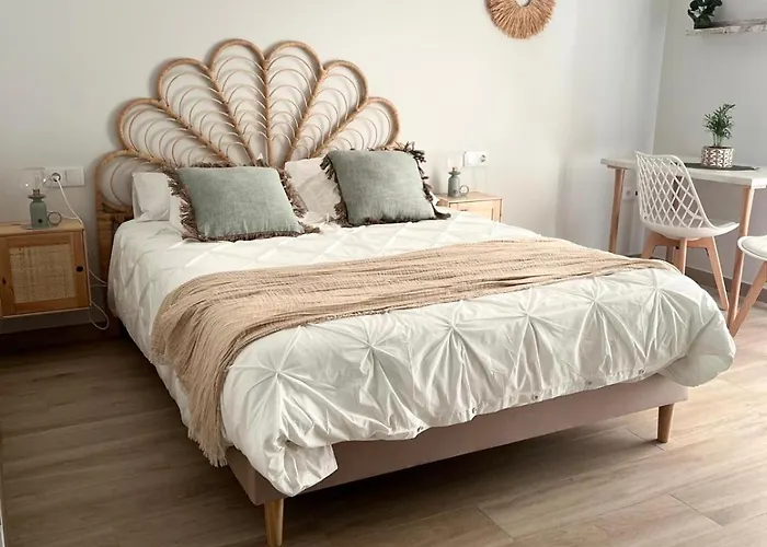 La Casa De Flores 3*