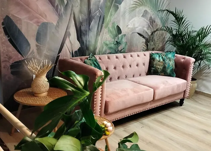 La Casa De Flores Toro