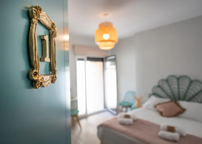 La Casa De Flores Pensionat 3*