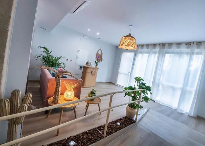 La Casa De Flores Pensionat Toro