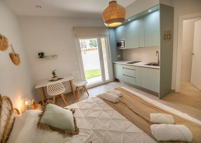 La Casa De Flores 3*